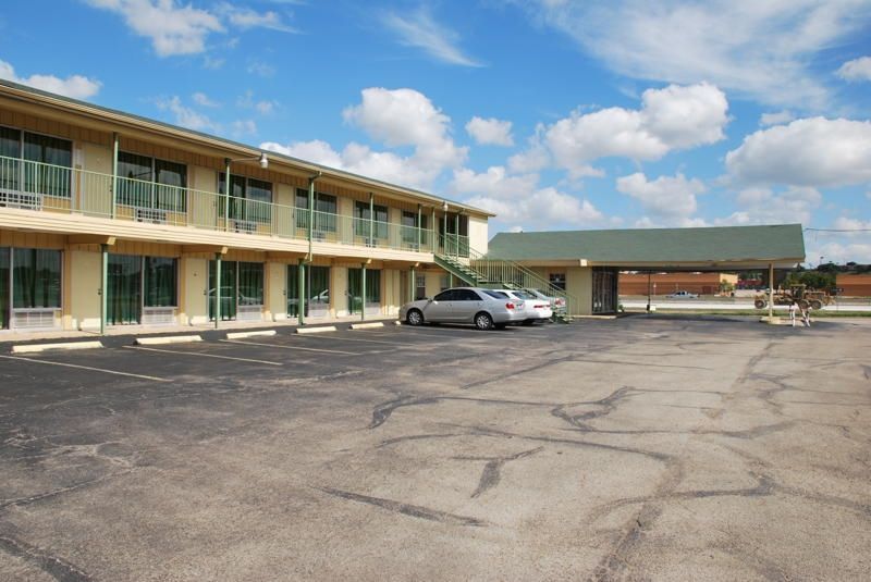 Thunderbird Motel Hillsboro Exteriér fotografie